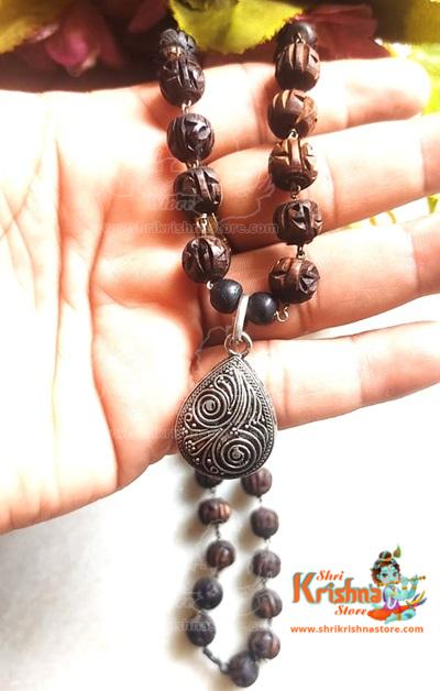 Radha Carved beads with beautiful design silver Pendant Mala