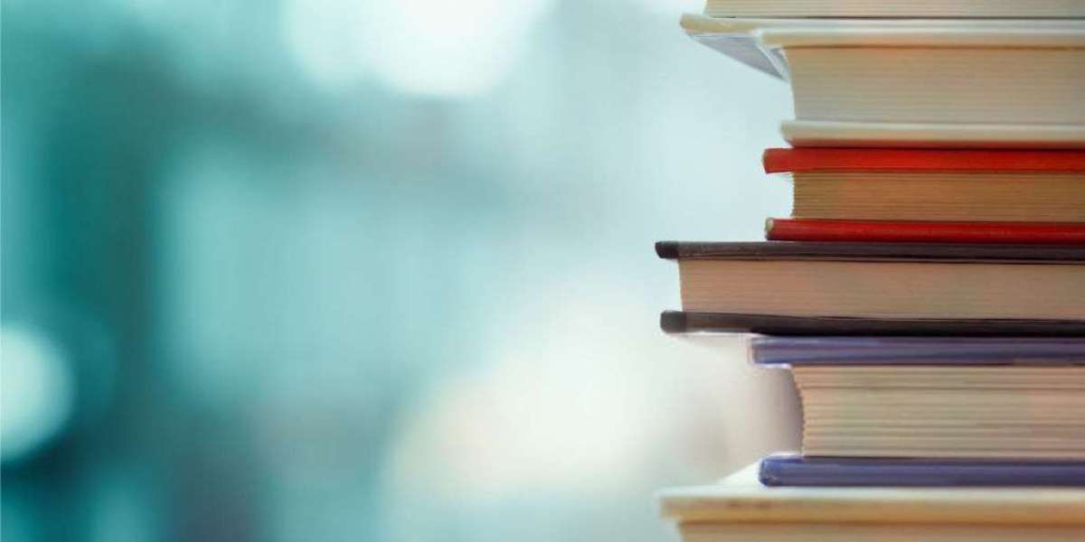 Top 7 Benefits of Renting College Books Over Buying