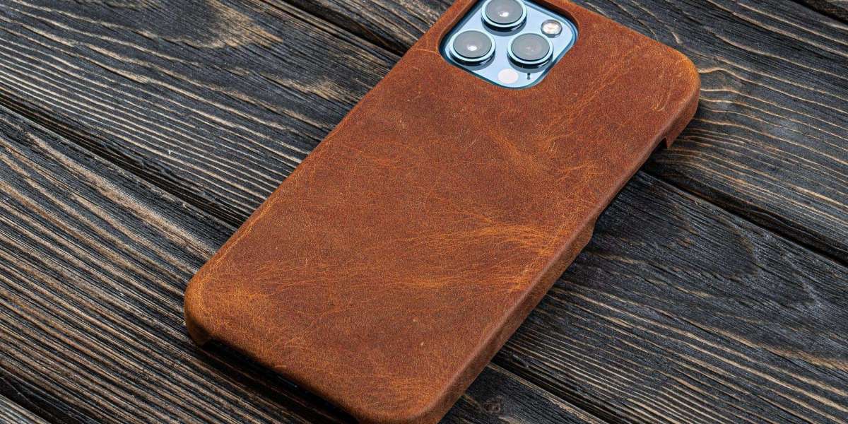 Eight Creative Designs for Smart Mobile Cases