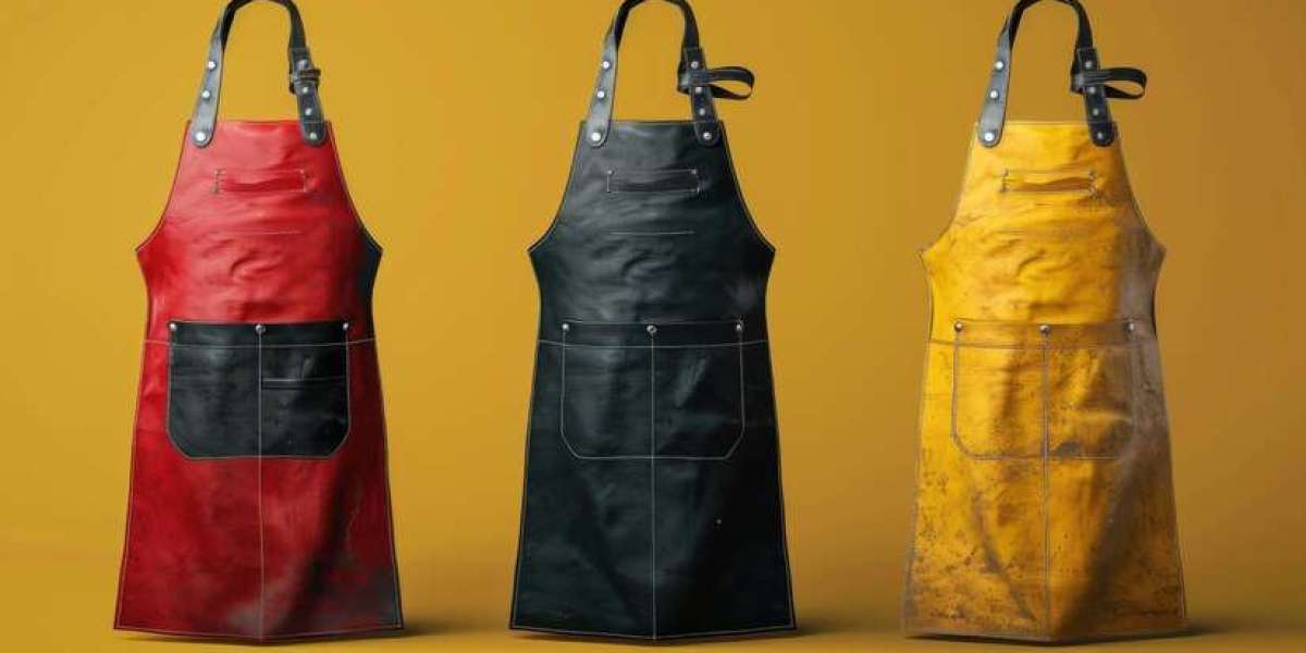 The Benefits of Using a Leather Cooking Apron in Your Kitchen