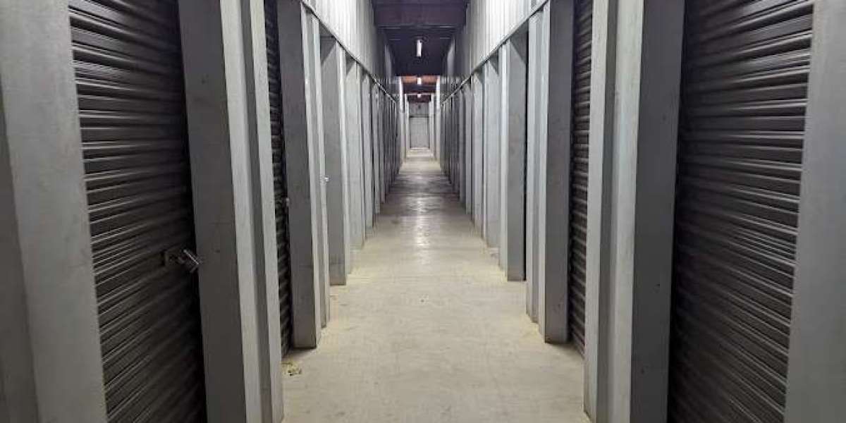 Maximize Your Space: The Essential Guide to Self Storage in Clarksville, TN