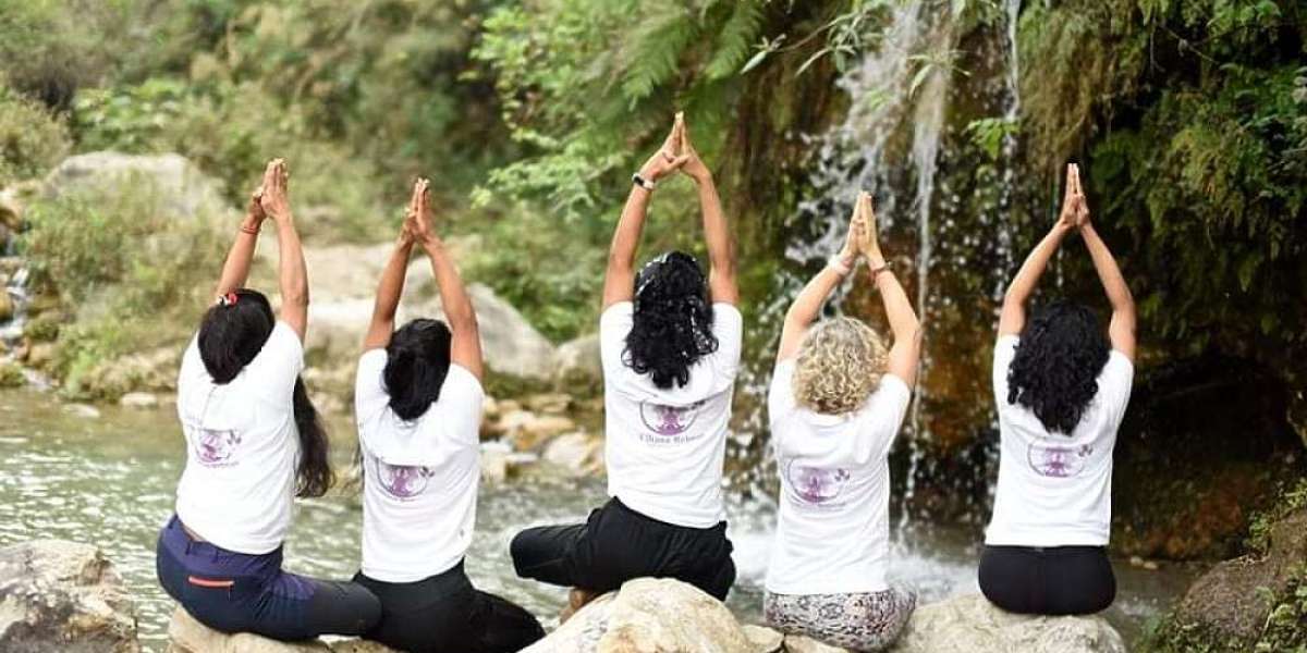 Discover Inner Peace: The Ultimate Guide to a Yoga Retreat in Rishikesh