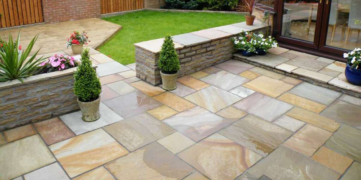 Sandstone Outdoor Pavers for Designing a Fabulous Courtyard