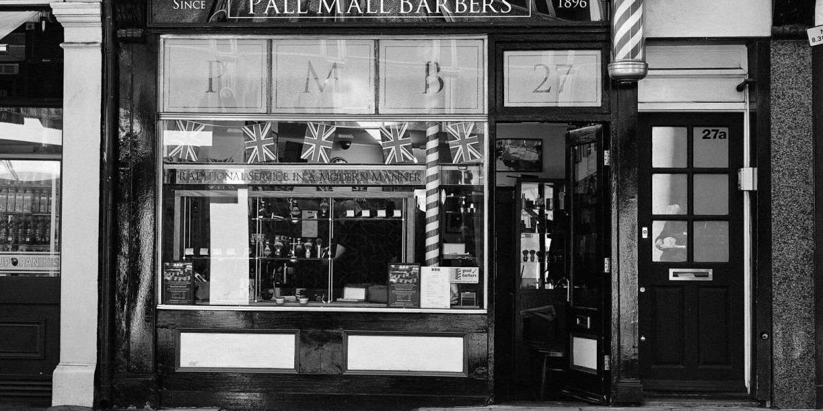 Unleash Your Style Potential with Pall Mall Barbers: The Best Grooming Destination in London