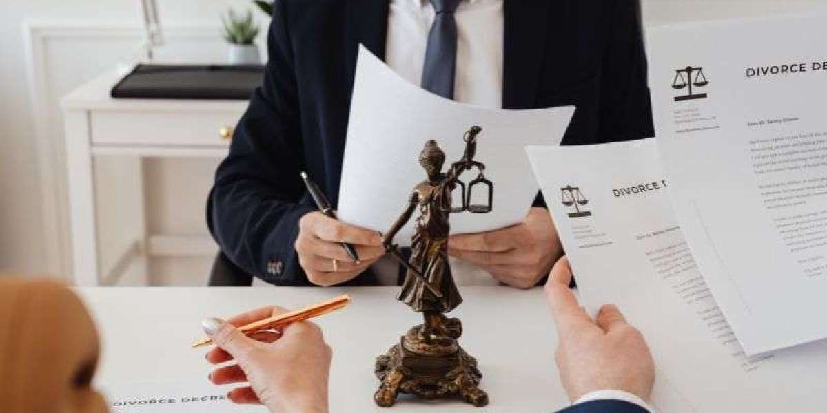 Choosing the Right IPR Law Firm in Noida: A Comprehensive Guide