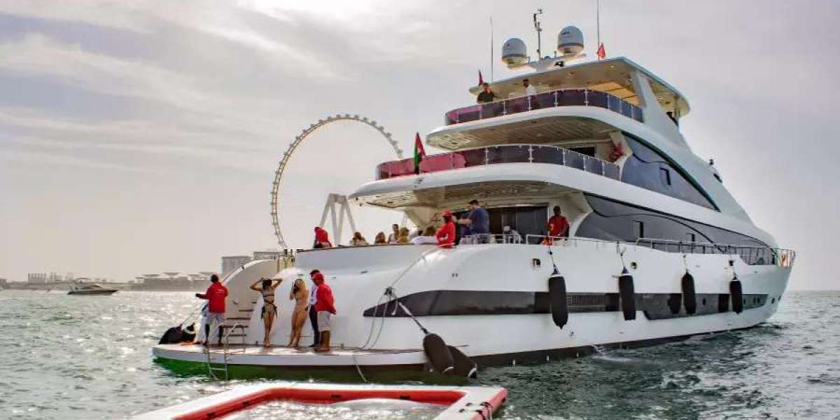 Discover the Ultimate Yacht Rental Experience in Dubai