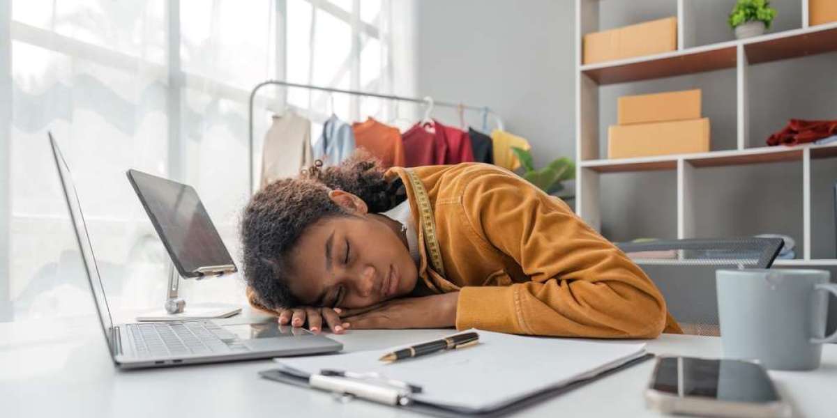 "Struggling with Daytime Fatigue? Discover the Causes and Solutions"