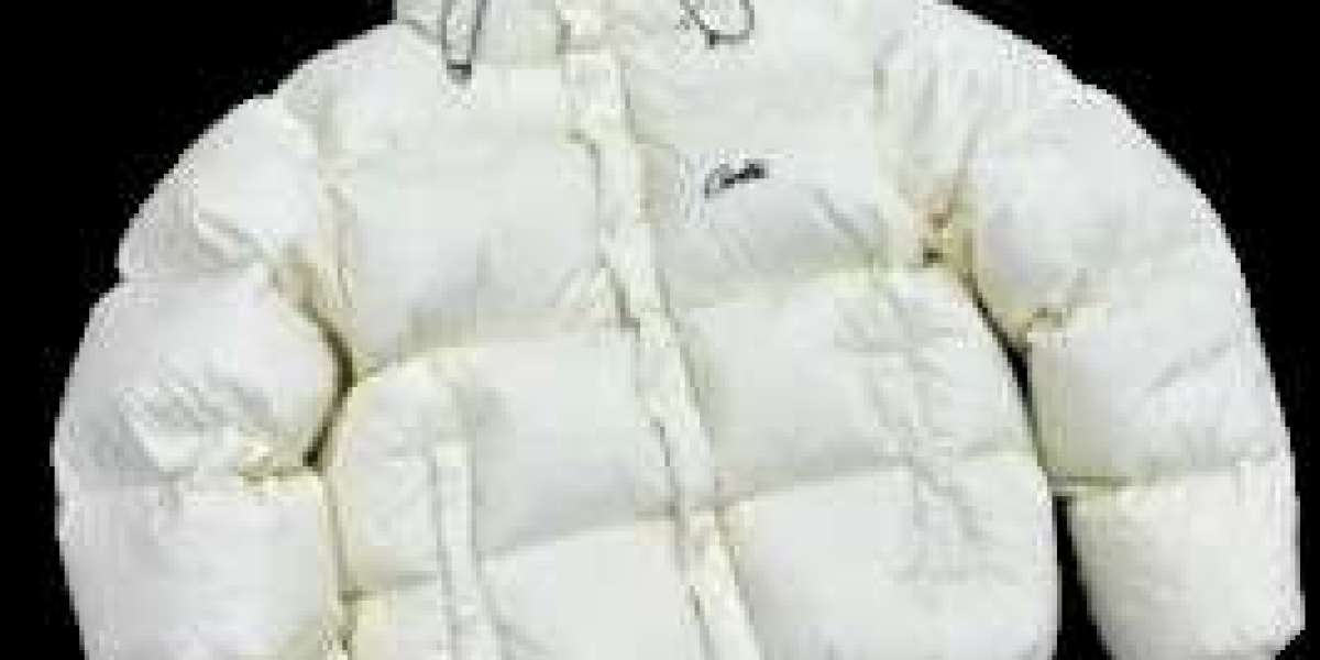 The Unmatched Appeal of Corteiz Puffer Jacket Among UK Fashion Enthusiasts