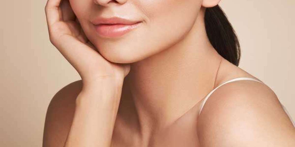 Sculptra Fillers in Dubai: Restore Youthful Volume Without Surgery