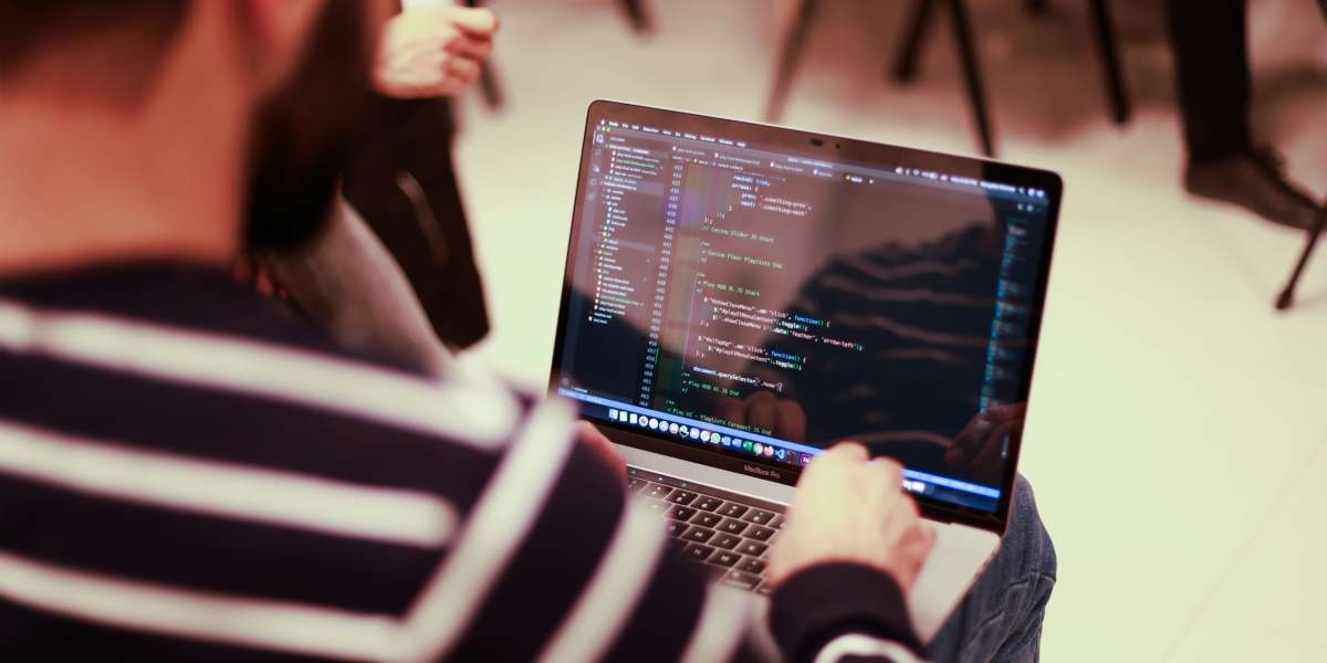 How Python Training Prepares You for Success in the Tech Industry