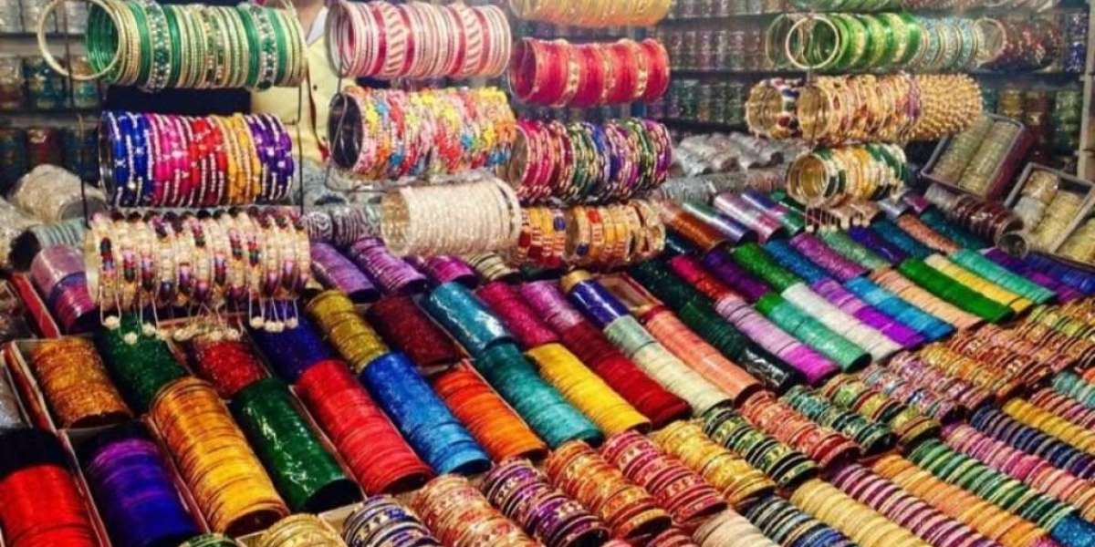 A Shopper’s Paradise: Best Shopping Places in Kolkata