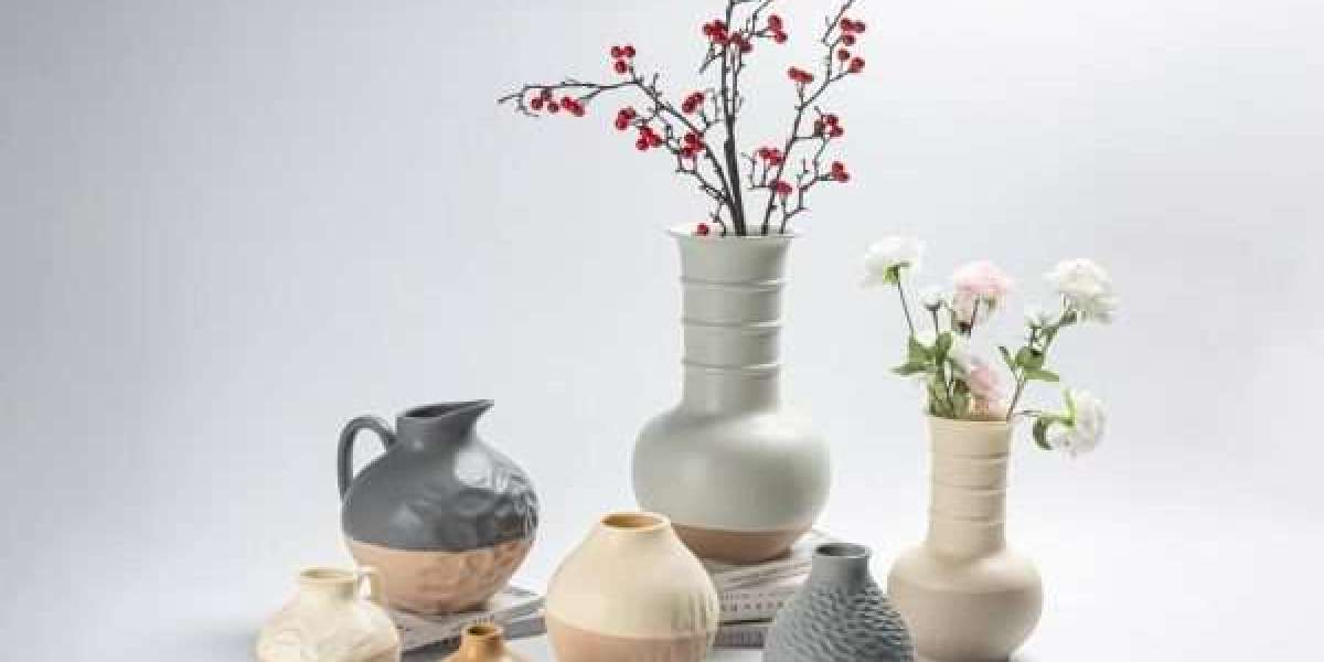 Decorate Your Home with Ceramic and Porcelain Vases