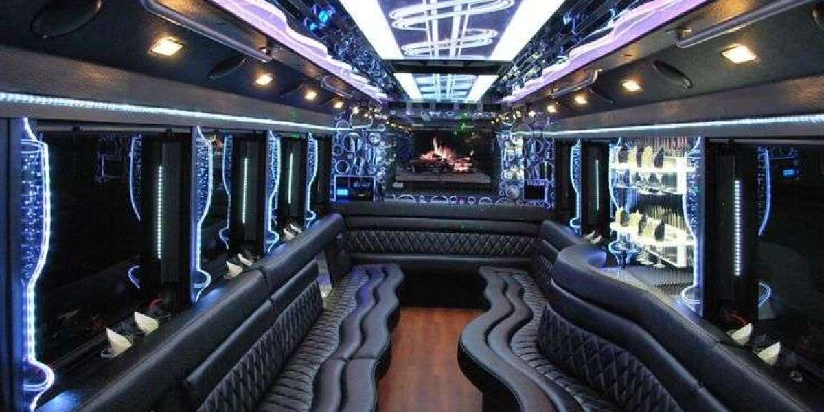 What Are the Red Flags When Booking Prom Night Transportation?