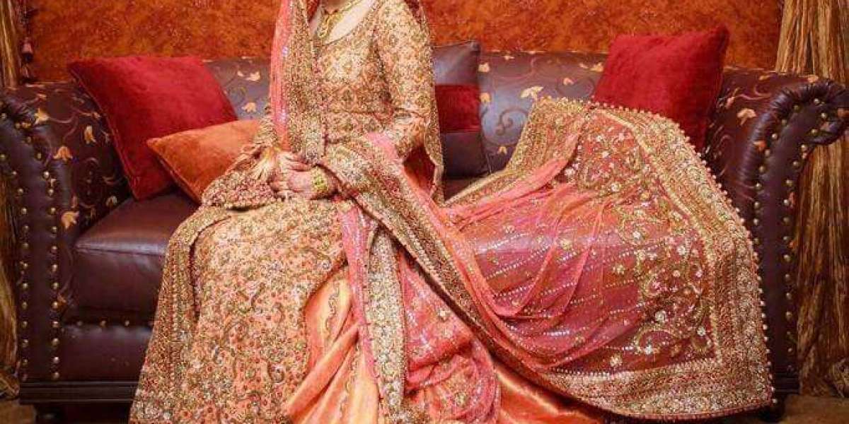 Shanaas Wedding Collection: A Glimpse into Bridal Elegance and Luxury