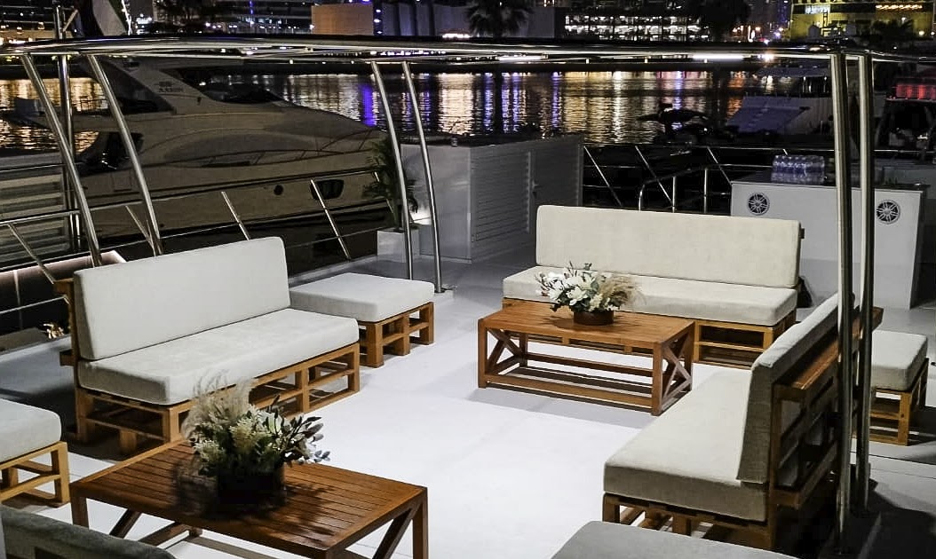 Areeka Event Rentals Dubai: Sofa Rental in Dubai: Elevate Your Event Seating Experience