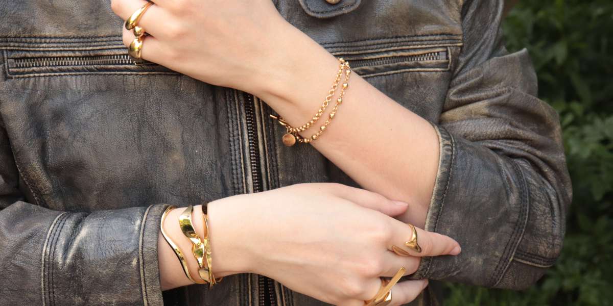 The Elegance of Mimi Jewelry: A Guide to Pambo, Joto, and Cosmos Bracelets